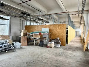 Pronájem skladu, Pelhřimov, Křemešnická, 1000 m2