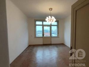 Prodej bytu 3+1, Praha - Bubeneč, Terronská, 110 m2