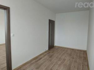 Prodej bytu 2+1, Hodonín, Očovská, 44 m2