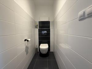 Pronájem bytu 2+kk, Pardubice - Zelené Předměstí, Pod Vinicí, 63 m2