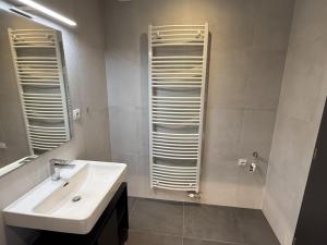 Pronájem bytu 2+kk, Pardubice - Zelené Předměstí, Pod Vinicí, 58 m2