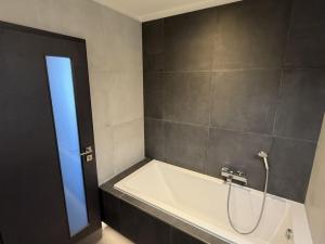 Pronájem bytu 2+kk, Pardubice - Zelené Předměstí, Pod Vinicí, 58 m2
