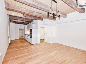Pronájem bytu 2+kk, Praha - Jinonice, Řeporyjská, 64 m2