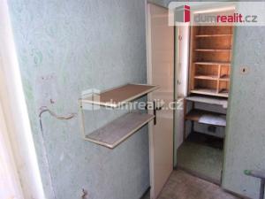 Prodej komerční nemovitosti, Karlovy Vary - Dvory, Chebská, 350 m2