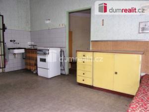 Prodej komerční nemovitosti, Karlovy Vary - Dvory, Chebská, 350 m2