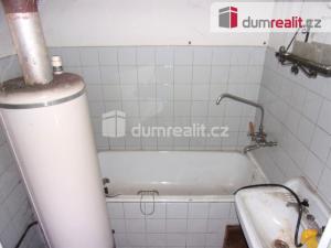 Prodej komerční nemovitosti, Karlovy Vary - Dvory, Chebská, 350 m2