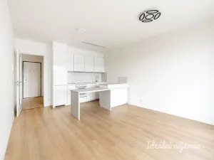 Pronájem bytu 2+kk, Praha - Štěrboholy, K učilišti, 62 m2