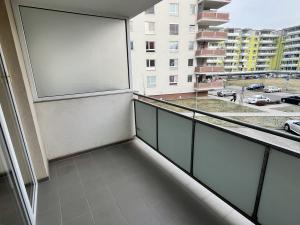 Pronájem bytu 1+kk, Olomouc - Povel, Jeremiášova, 32 m2