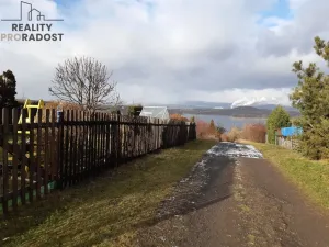 Prodej trvalého travního porostu, Chbany, 585 m2