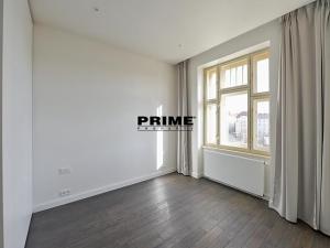 Pronájem bytu 3+1, Praha - Vinohrady, Laubova, 140 m2