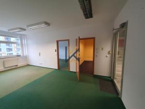 Pronájem kanceláře, Praha - Libeň, Na žertvách, 270 m2