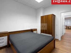 Pronájem bytu 2+kk, Zlín, Dlouhá, 50 m2