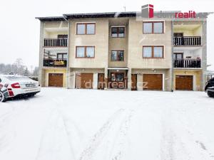 Pronájem bytu 3+1, Děčín - Děčín XXXV-Lesná, 77 m2