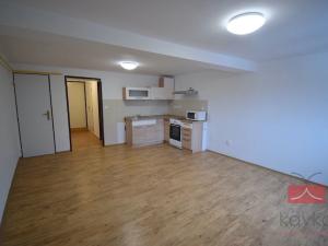 Pronájem bytu 1+kk, Humpolec, Jana Zábrany, 31 m2