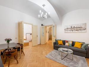 Prodej bytu 3+1, Praha - Staré Město, Anenská, 89 m2