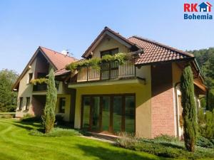 Prodej rodinného domu, Hrdlořezy, 400 m2