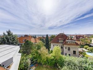 Prodej bytu 3+kk, Praha - Vinohrady, Šrobárova, 130 m2