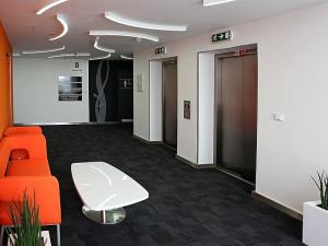 Pronájem kanceláře, Praha - Žižkov, Vinohradská, 3150 m2