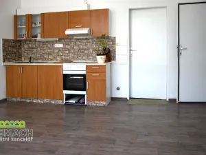 Pronájem obchodního prostoru, Náchod, Smiřických, 1100 m2