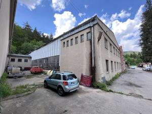 Prodej výrobních prostor, Skryje, 1600 m2