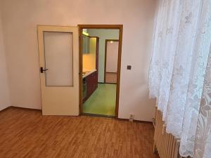 Prodej bytu 3+1, Česká Lípa, Červeného kříže, 66 m2