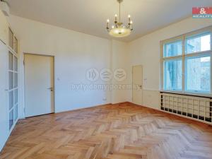 Prodej bytu 3+1, Plzeň - Jižní Předměstí, Skrétova, 179 m2