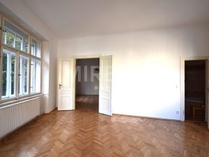 Pronájem bytu 3+1, Praha - Žižkov, Husitská, 100 m2
