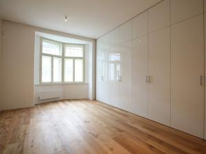 Pronájem bytu 3+kk, Praha - Vinohrady, Laubova, 109 m2