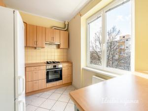 Pronájem bytu 2+1, Praha - Záběhlice, Choceradská, 55 m2