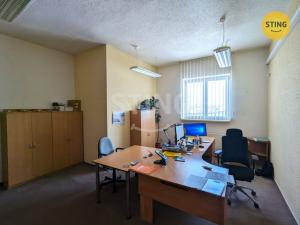 Pronájem kanceláře, Šenov u Nového Jičína, Suvorovova, 316 m2