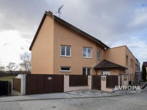 Prodej rodinného domu, Psáry, V Třešňovce, 200 m2