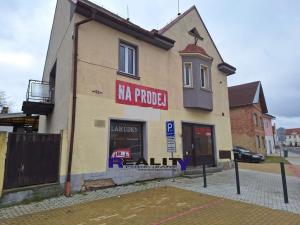 Prodej obchodního prostoru, Jesenice, Plzeňská, 407 m2