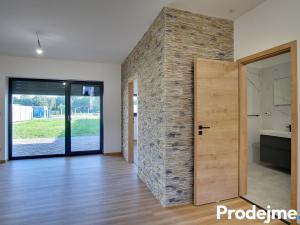 Prodej nízkoenergetického domu, Hevlín, 101 m2