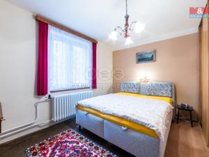 Prodej bytu 4+1, Karlovy Vary - Rybáře, Severní, 81 m2