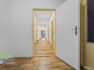 Pronájem bytu 3+1, Hronov, Husova, 105 m2