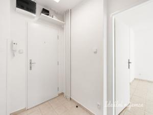 Pronájem bytu 1+1, Praha - Břevnov, Heleny Malířové, 35 m2