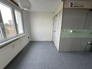 Prodej bytu 3+1, Sokolov, Švabinského, 84 m2