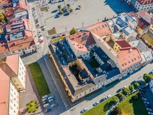 Prodej činžovního domu, Kroměříž, Velké náměstí, 4370 m2