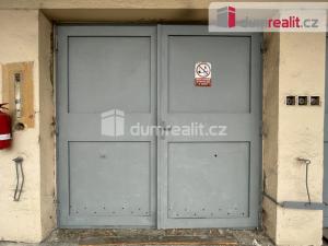Pronájem garáže, Opava, Otická, 16 m2