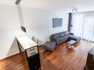 Pronájem bytu 2+kk, Praha - Nové Město, Hlavova, 67 m2