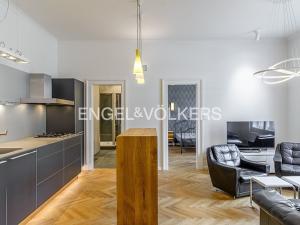 Pronájem bytu 2+kk, Praha - Vinohrady, Uruguayská, 65 m2