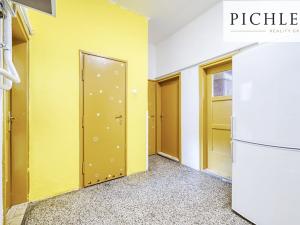 Prodej bytu 3+1, Plzeň, Slovanská, 70 m2