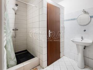 Prodej ubytování, Praha - Dolní Měcholupy, Kutnohorská, 180 m2
