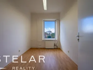 Pronájem kanceláře, Krnov - Pod Bezručovým vrchem, Revoluční, 328 m2