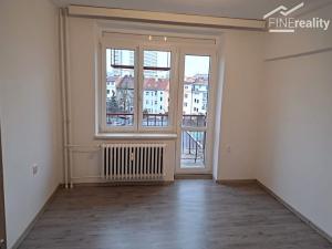 Prodej bytu 3+1, Hradec Králové, U Koruny, 75 m2