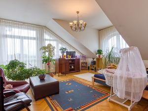 Prodej rodinného domu, Praha - Šeberov, K Hrnčířům, 1098 m2