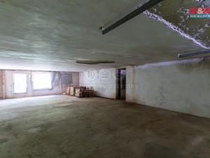 Prodej garáže, Věrovany, 215 m2