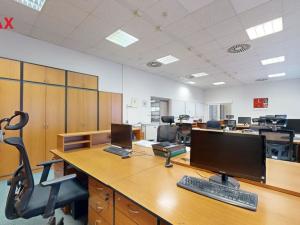 Prodej výrobních prostor, Blansko, 2746 m2