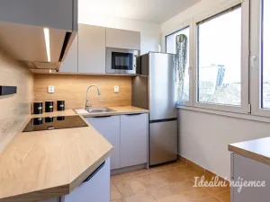 Pronájem bytu 2+1, Praha - Michle, Batelovská, 49 m2