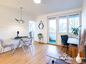 Pronájem bytu 2+1, Praha - Michle, Batelovská, 49 m2